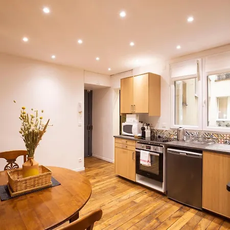 Nid Cosy Pour 2 Pers -canal St Martin -paris 10* Apartment *